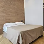 Dimora Neapolis Deluxe Vendégház *