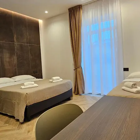 Pensión Dimora Neapolis Deluxe Nápoles