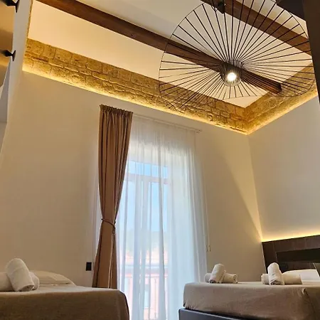 Penzion Dimora Neapolis Deluxe Neapol
