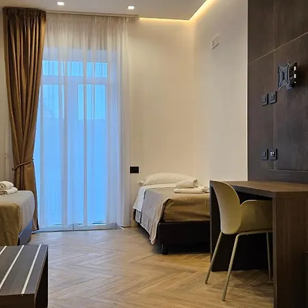 Dimora Neapolis Deluxe Maison d'hôtes *